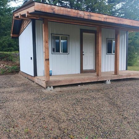 Wells Gray Stay And Play Clearwater Exteriör bild